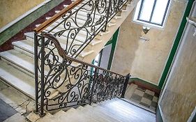 Mini-Hotel In The Very Heart Of Odessa